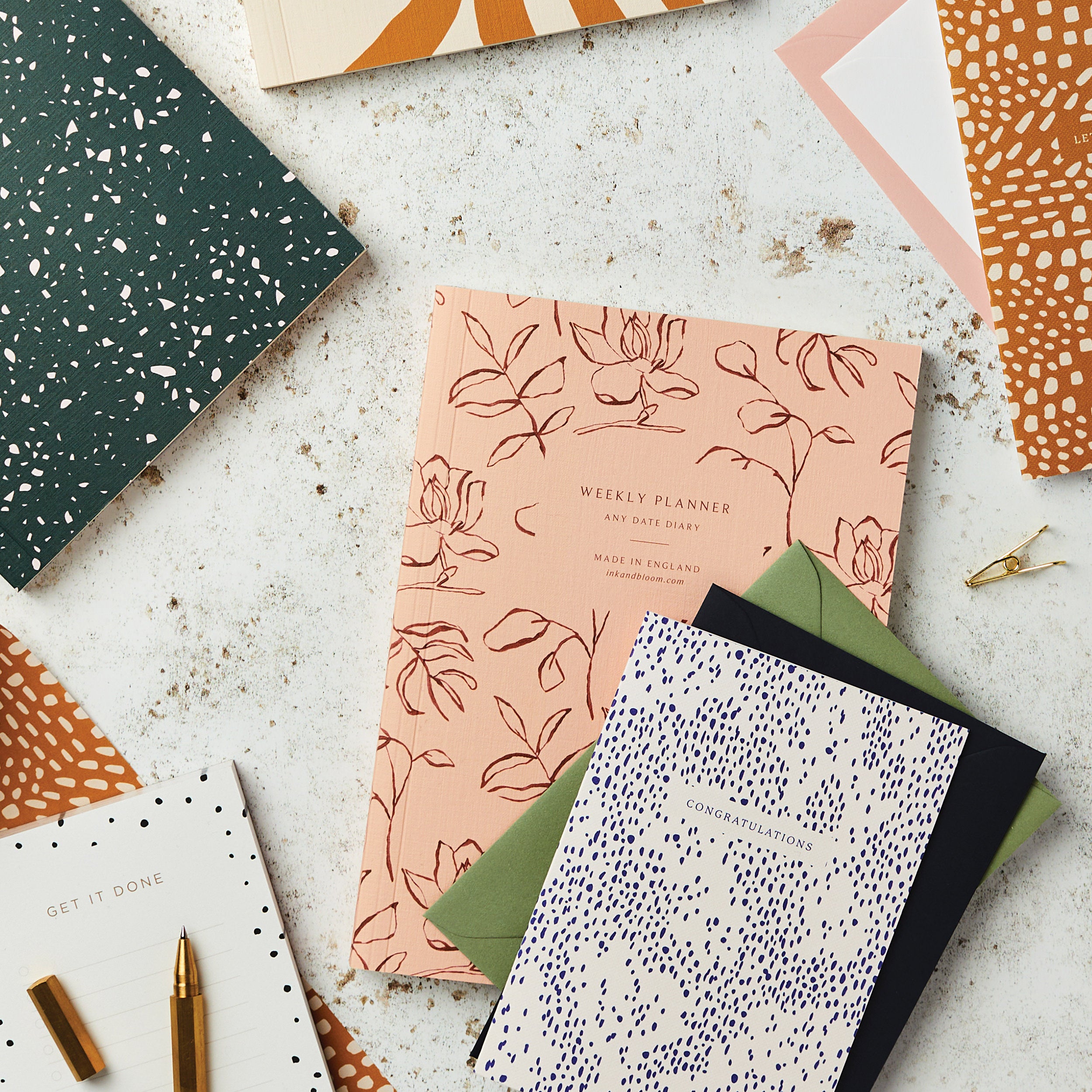 Weekly Planner, A5, Undated in Floral Peach & Rust